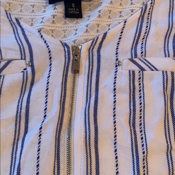 Striped Tank Top - Picture 3 of 5